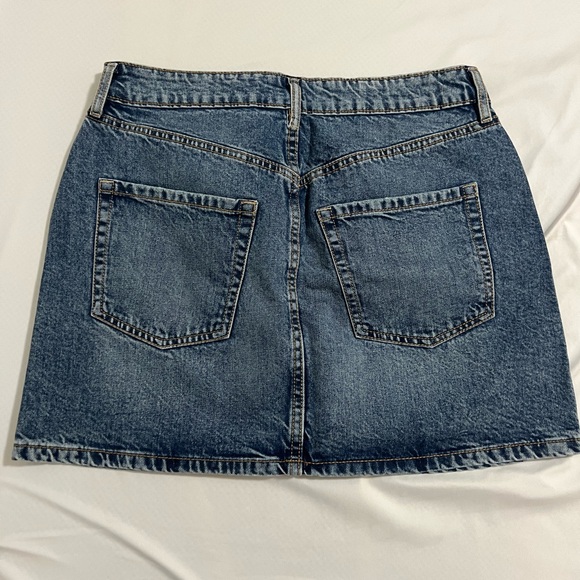 Dynamite - Picture 3 of 3